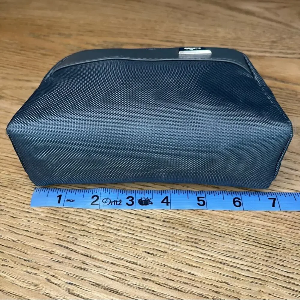 TUMI Nylon Travel Pouch Makeup Bag Small Gray for Delta Airlines